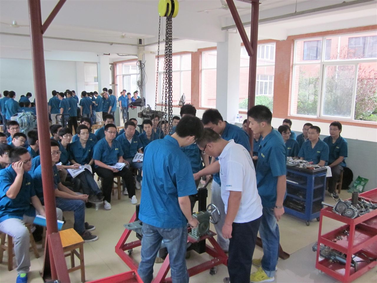 重工机械远程操作对操作人员的技能要求有哪些变化 重工机械远程操作对操作人员的技能要求有哪些变化