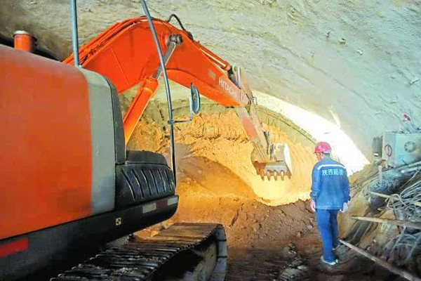 重工机械在交通基础设施建设中的关键作用是什么 重工机械在交通基础设施建设中的关键作用是什么