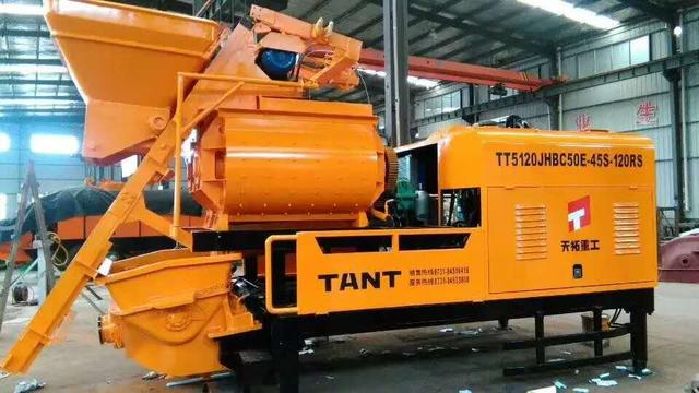 如何通过优化重工机械使用方案降低交通基础设施建设的风险