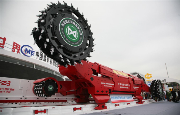 金年会6766：如何选择适合煤矿开采的安全性优化重工机械