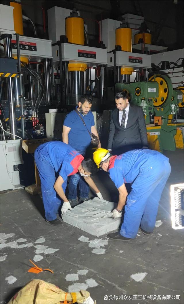 如何选择适合重工机械的复合材料 如何选择适合重工机械的复合材料